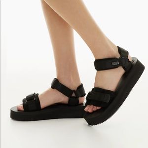 Black Suicoke Cel Vpo Sandals Size 6 (US Women’s size 8)